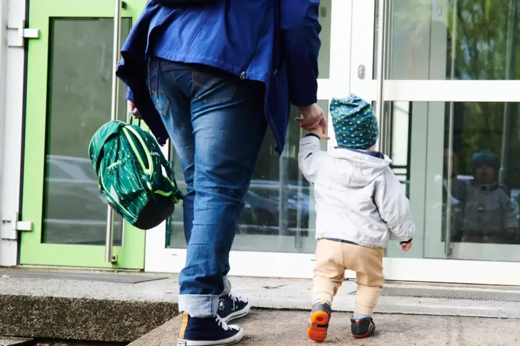 Verlässliche und gute Kinderbetreuung ist für Berufstätige enorm wichtig. Das hat zuletzt die Corona-Pandemie noch einmal deutli