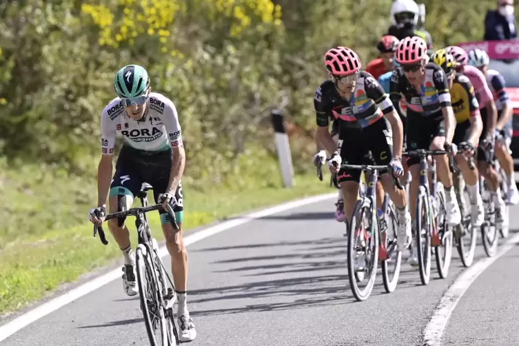 Flucht nach vorn: Emanuel Buchmann vor einem Jahr beim Giro.