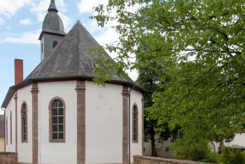Gilt als baugeschichtliches Kleinod: die historische Barockkirche in Gimsbach. 