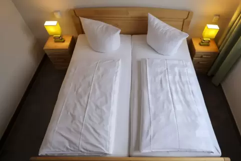 Gut und preisgünstig schlafen im Hotel – das klappt nicht immer. 