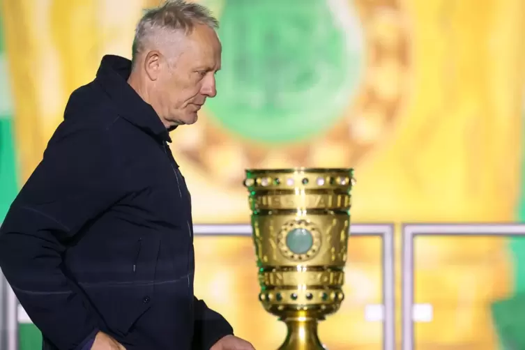 Große Chance verpasst: Freiburgs Trainer Christian Streich. 