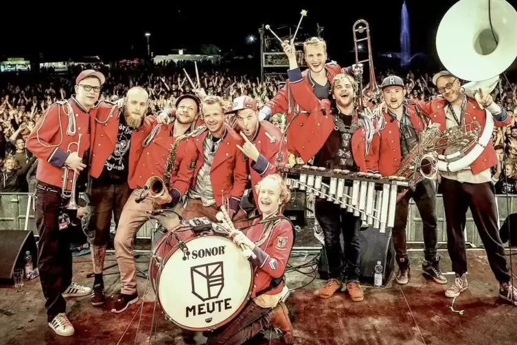 Die Band Meute sorgte beim Zeltfestival für beste Stimmung. 