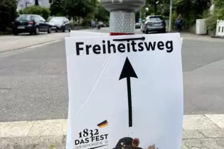 Die Gegendemonstranten waren nicht auf dem »Freiheitsweg« geblieben.