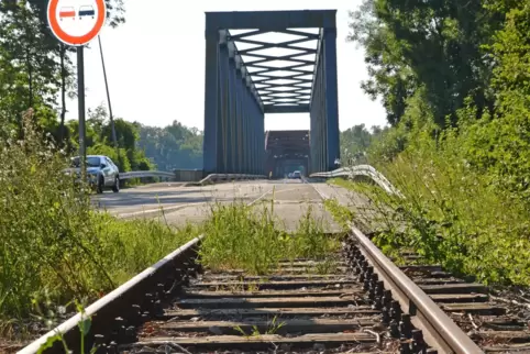 Das Schienennetz wie hier an der Wintersdorfer Brücke in der Region soll ausgebaut werden.