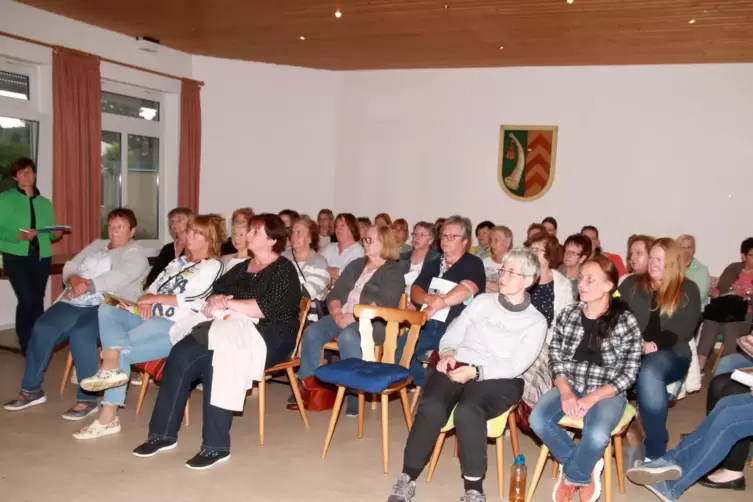 Das Interesse bei der Gründungsversammlung des Landfrauenvereins am vergangenen Dienstag war groß bei den Ruppertsweilerer Fraue