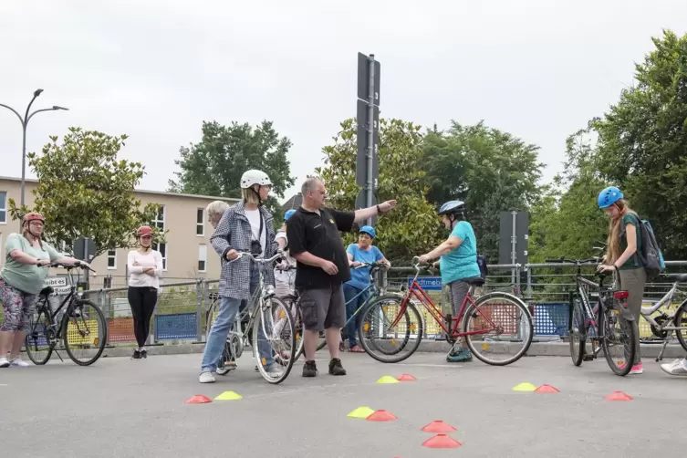 Die 12 Kursteilnehmerinnen leben in der Verbandsgemeinde Kandel.