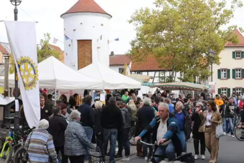 Als Nadelöhr bekannt: der Bereich am Eisenberger Storchenturm beim Autofreien Eistal. Nun gibt es Pläne, wie die Situation dort 