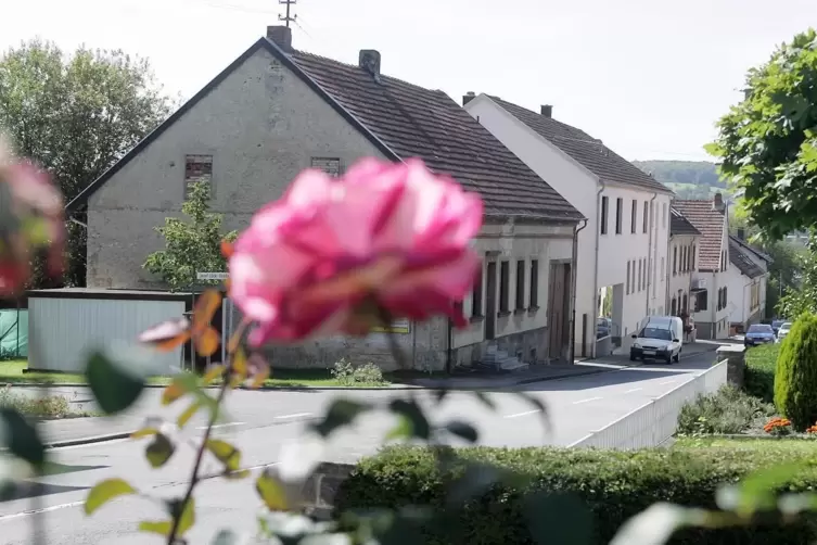 Jetzt ohne Ortsschild: Der Ortseingang von Erfweiler-Ehlingen.