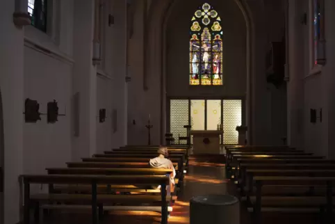 Fast 360.000 Menschen traten 2021 aus der katholischen Kirche aus.