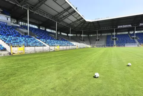Das Carl-Benz-Stadion gilt als sanierungsbedürftig.
