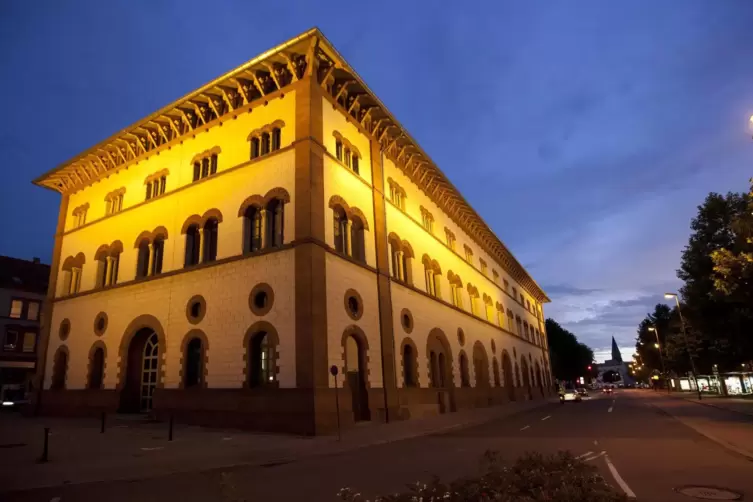 Die Fruchthalle soll nachts künftig dunkel bleiben.