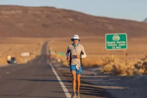 Der Mann in der Wüste: Michael Ohler im Death Valley. Hier staut sich die Hitze. 