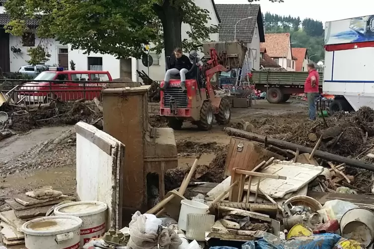 So sah der Kerweplatz nach einem Hochwasser 2019 aus.