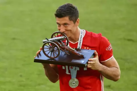 Die Bayern feiern ein Wiedersehen mit ihrem einstigen Stürmerstar Robert Lewandowski. 