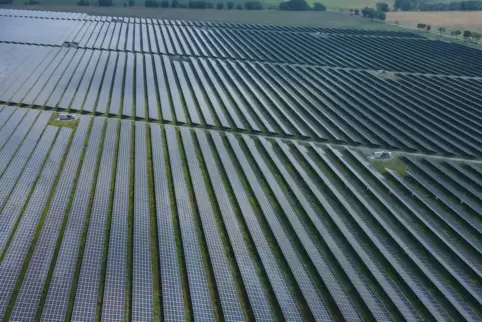 EnBW baut deutschlandweit Solarparks (hier in Brandenburg) .