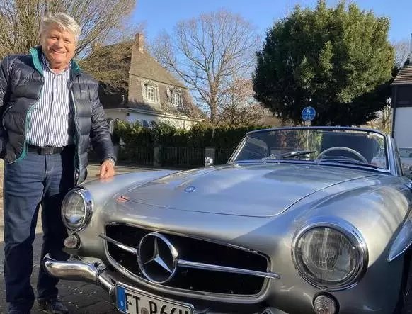 3. Mercedes Benz 190 SL (1957) von Peter Schroth.