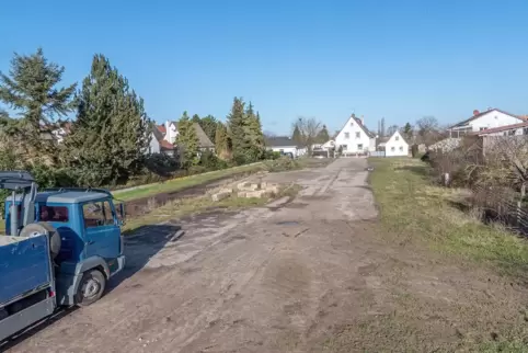 Auf dem ehemaligen Veradeplatz für Pfefferminze westlich des Gommersheimer Friedhofs soll die Anlage entstehen. 