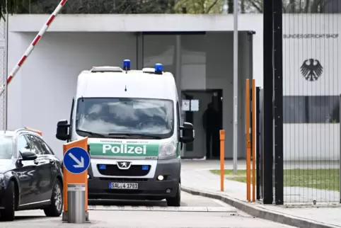 Nach der Festnahme eines Neonazis im April findet in Karlsruhe beim Bundesgerichtshof die Haftprüfung statt. Jetzt steht der 51-