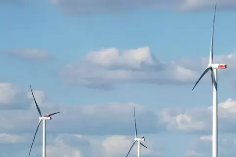 Drei Windkraftanlagen möchte die Firma RWE auf Sitterser Gebiet errichten. 