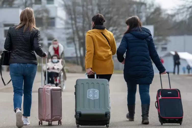 Die Hälfte der aus der Ukraine geflüchteten Menschen besucht derzeit einen Deutsch-Kurs.