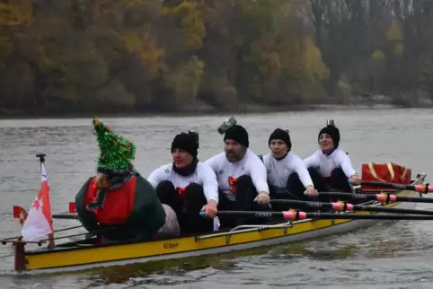 Verkleidung Pflicht: Speyers Masters-Mixed-Doppelvierer.