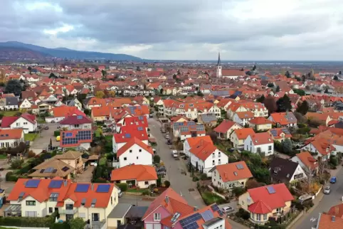 Die Verbandsgemeinde steht finanziell gut da, hier ein Blick auf die Gemeinde Maikammer. 