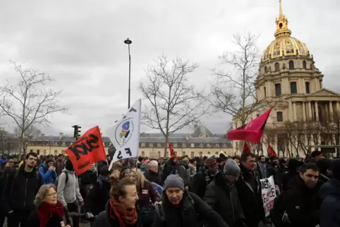 Beim ersten Anlauf zu einer Rentenreform gingen im Januar 2020 Demonstranten gegen die Pläne auf die Straße. 