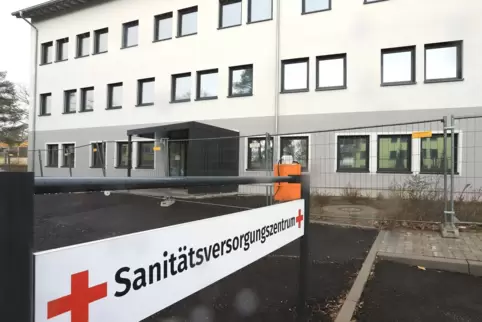 Wartet seit Jahren auf seine Inbetriebnahme: das fast fertige Sanitätsversorgungszentrum in der Südpfalz-Kaserne.
