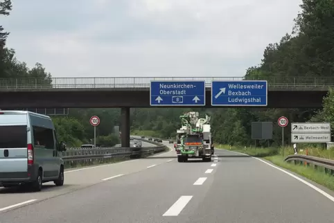 Auf der A8 zwischen Neunkirchen-Oberstadt und dem Neunkircher Autobahnkreuz geht’s ab März rund: Rund sechseinhalb Kilometer Str