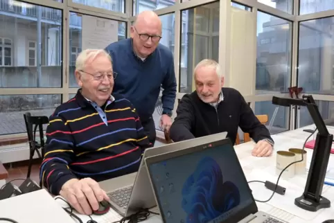 Auf einen Klick: Der Digital-Treff F@irnet will Senioren in moderner Technik fitmachen.