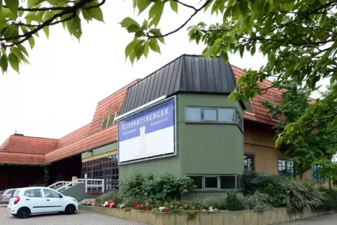 Seit 1985 residiert die Genossenschaft im Neubau außerhalb des Ortskerns. 