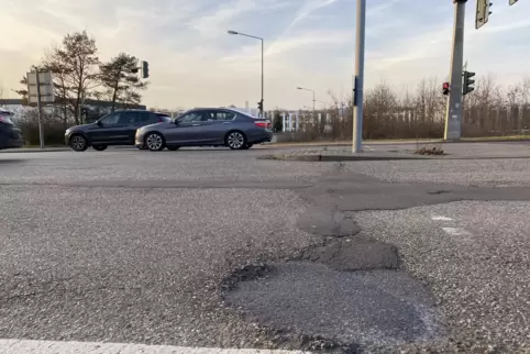 Sanierungsbedürftig: die Mainzer Straße/Ecke Donnersbergstraße. 