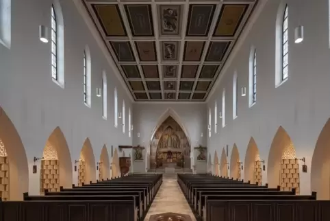 Mitten im Gemeindeleben: Kolumbarium von bayer / uhrig in der Kaiserslauterer Gelöbniskirche Maria Schutz. 