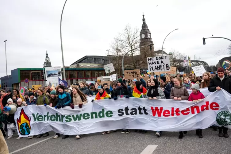 Dasa Thema Verkehr spielte am Freitag bei Fridays for Future eine zentrale Rolle. 