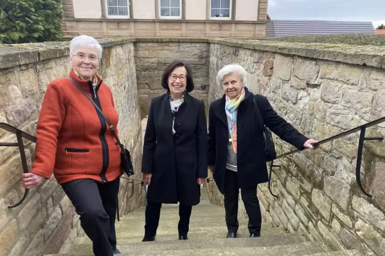 Marianne Dietz, Rosemarie Engel und Waltraud Böhner (von links) haben sich viele Jahre lang um die Seniorennachmittage gekümmert