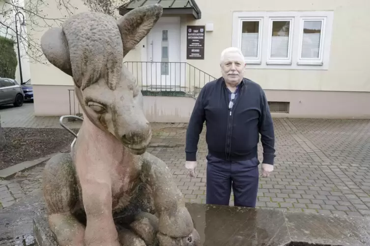 Ortsvorsteher Fritz Henrich freut sich über das Engagement der Vereine im Stadtteil. Leider sei die Sparkasse dort mittlerweile 