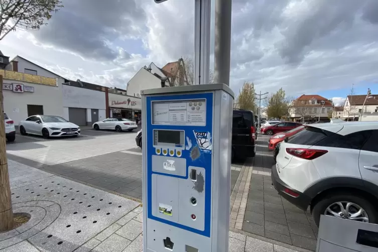 Kein Kleingeld mehr nötig: Parken mit App - Grünstadt - DIE RHEINPFALZ
