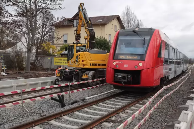 Die Bauarbeiten im Bahnhof Kirchheim wurde 2022 nicht rechtzeitig zum Fahrplanwechsel fertig. 