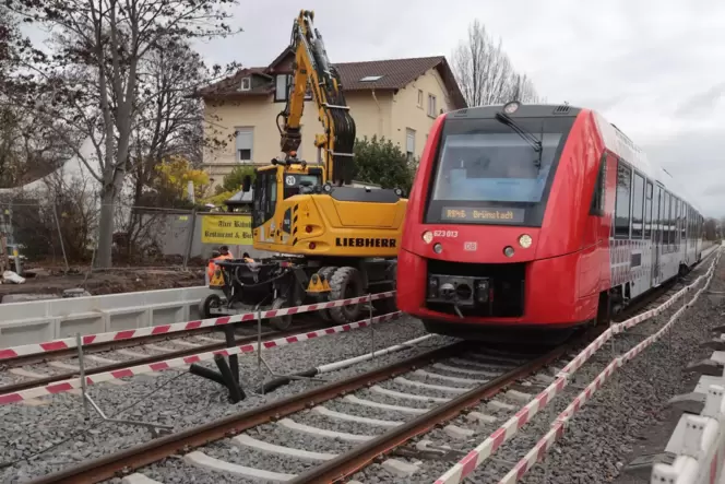 Die Bauarbeiten im Bahnhof Kirchheim wurde 2022 nicht rechtzeitig zum Fahrplanwechsel fertig.