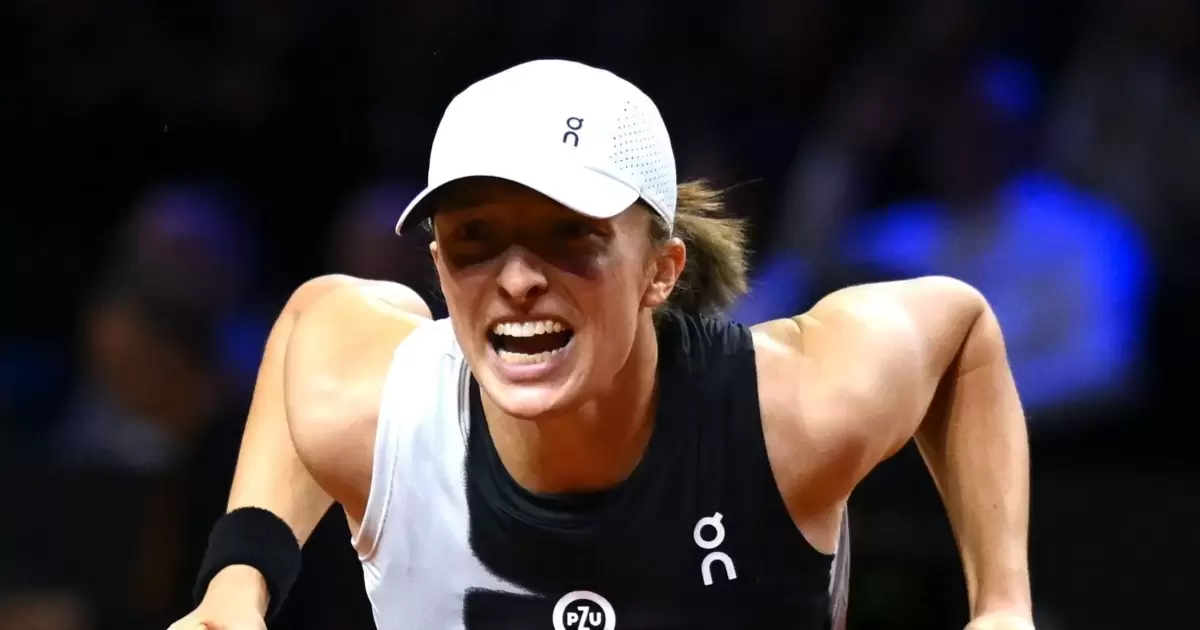 “Iga Swiatek wins the Stuttgart Tennis Tournament for the Second Year in a Row, Defeating Aryna Sabalenka in the Final”