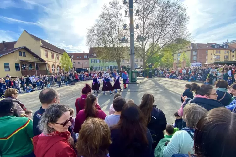 Mehrere hundert Besucher bei Maifeier - Kirchheimbolanden - DIE RHEINPFALZ