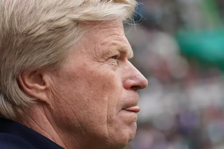 Oliver Kahn versucht sich von der Kritik nicht beeindrucken zu lassen.