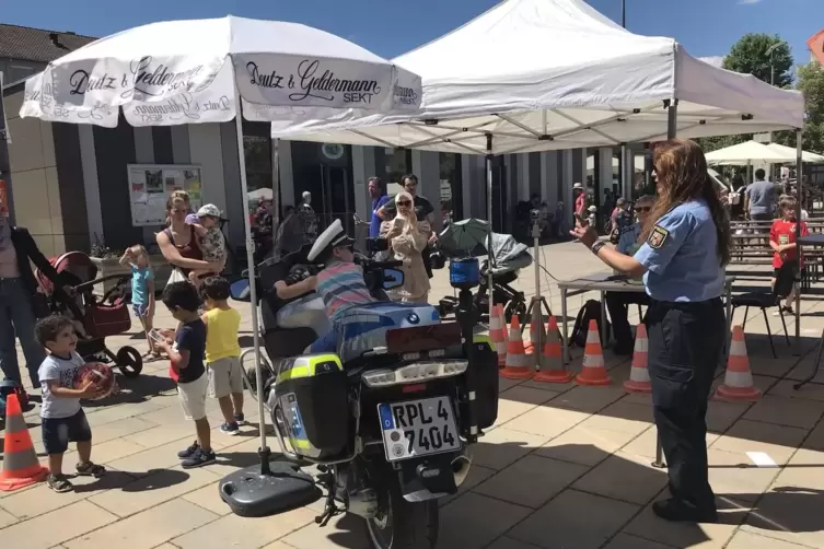 „Voll was los“: So lautet am Samstag wieder das Motto am Berliner Platz. 