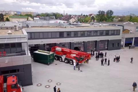 Die Wache Nord ist eine von drei Wachen der Mannheimer Berufsfeuerwehr. Hier sind die Höhenrettungs- und die Kraneinsatzgruppe s