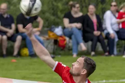 Christoph Happersberger war in Schweinfurt nicht nur Angreifer, er coachte das Team auch mit Robert Happersberger.