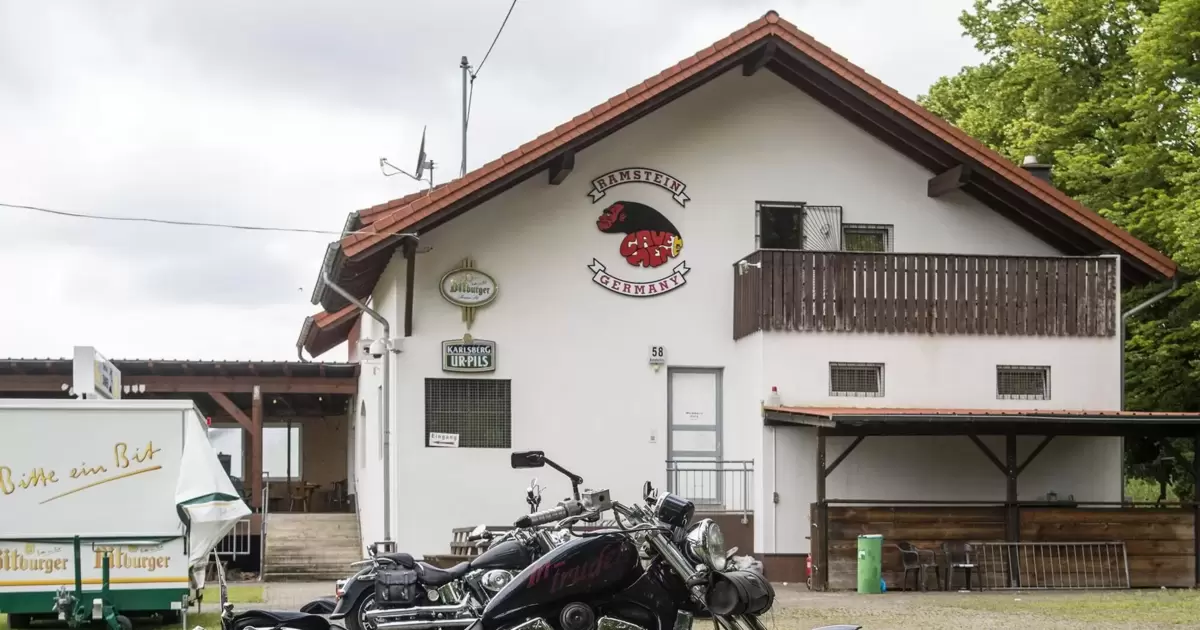 Motorradclub Cavemen Lädt Zur Geburtstagsfeier Auf Dem Club Gelände Ein Schönenberg Kübelberg 3637