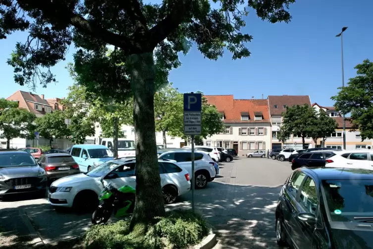 Der Weißquartierplatz ist meist voll belegt. Soll das Tagesticket gestrichen werden?