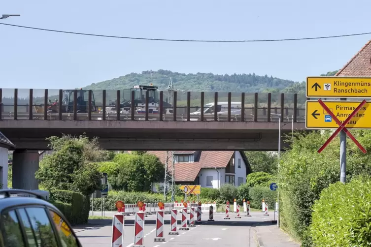 Der LBM hat ohne Vorankündigung die Umleitungsstrecke geändert. 