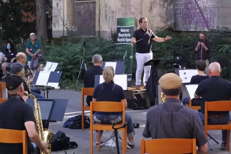 Das Moderne Blasorchester Oppau bei einem früheren Konzert.