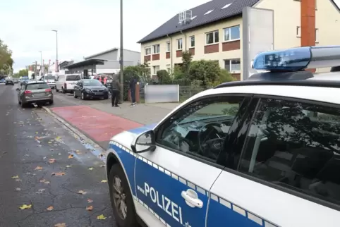 Nach der Tat: Polizisten waren schnell vor Ort. 